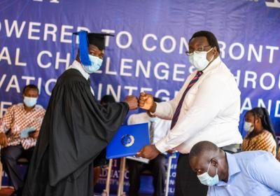 Special Graduation Ceremony Held — photo 40